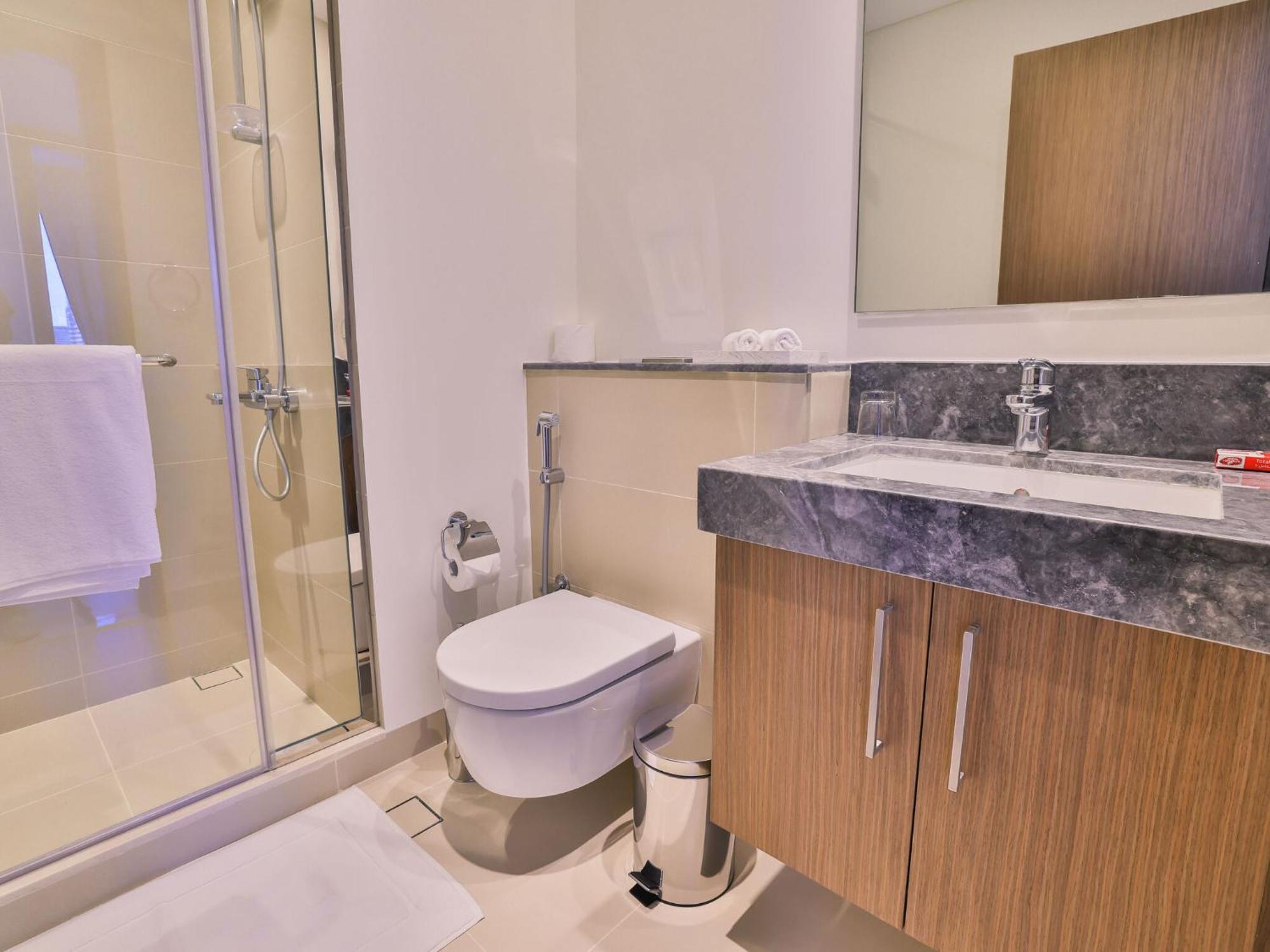 Luxurious Apartments Dubai Marina Views Pool Gym By Sojo Stay Kültér fotó